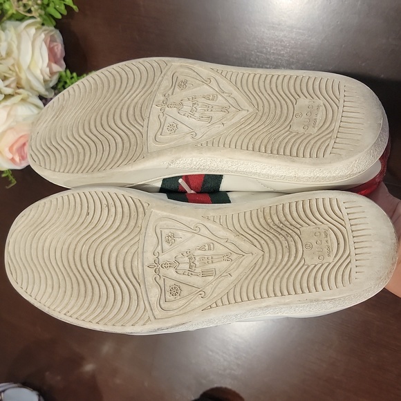 Authentic Gucci shoes - Picture 14 of 15